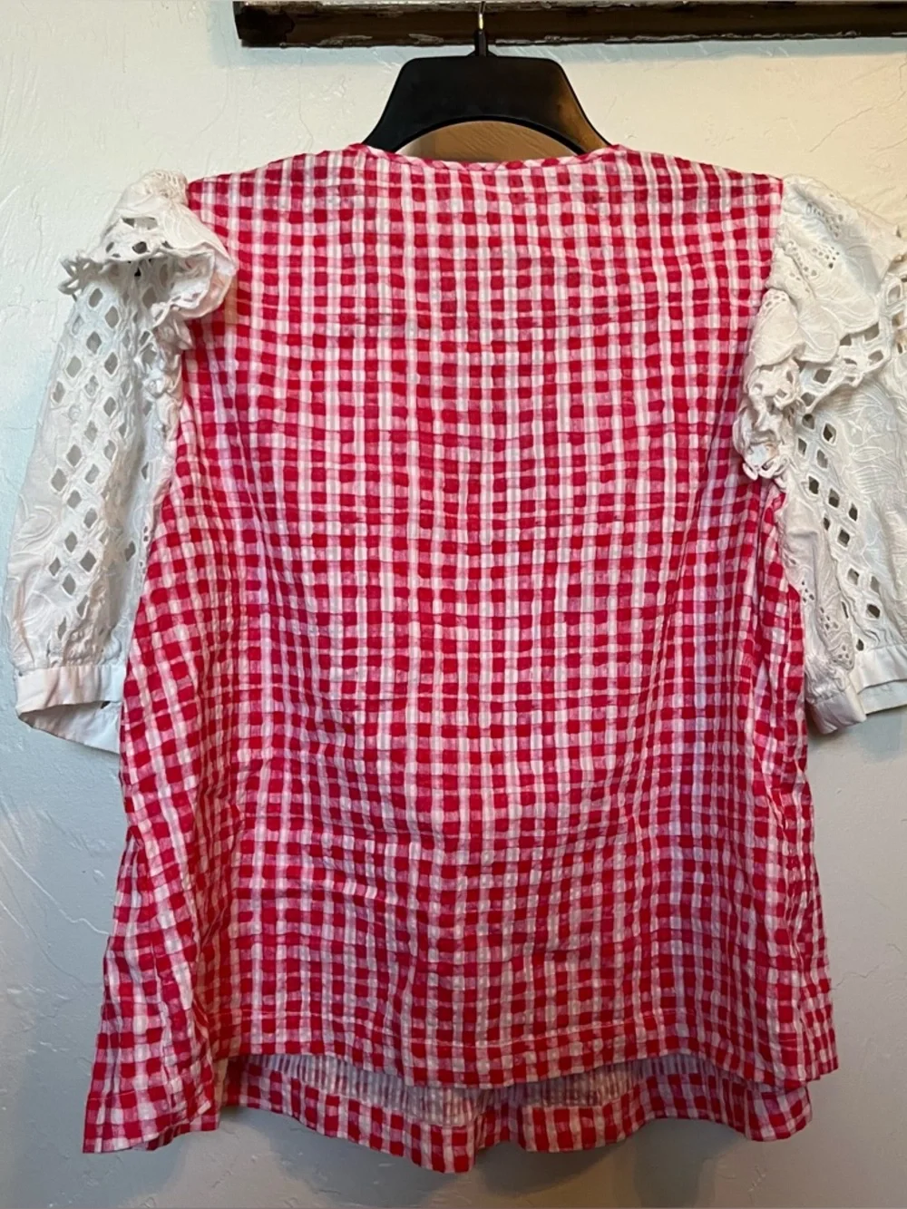 ANTHROPOLOGIE Viam Red Gingham Eyelet Puff Sleeve Top Sz S Cotton Cottagecore